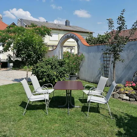 Gaestehaus Anita Breitenbrunn  Exterior photo