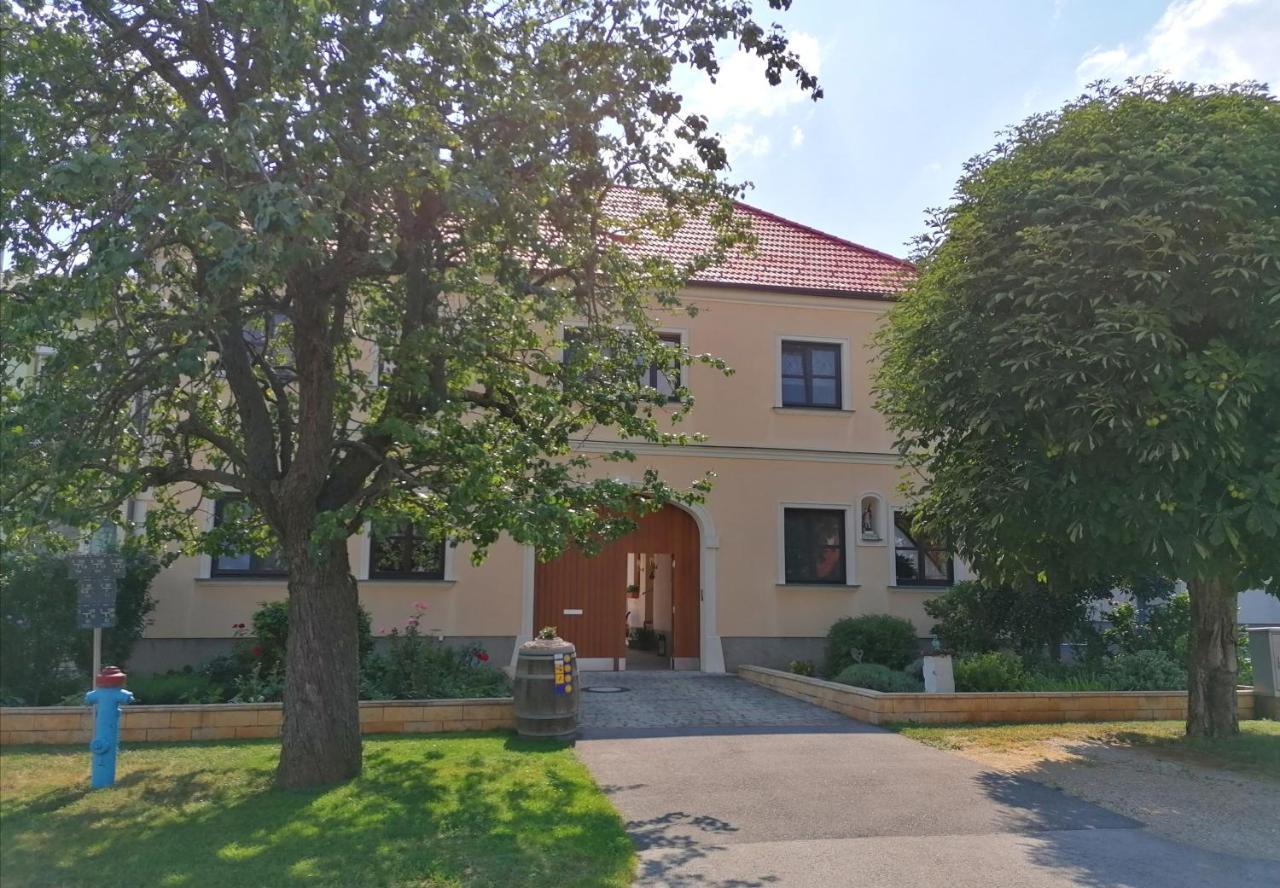 Gaestehaus Anita * Breitenbrunn (Burgenland)